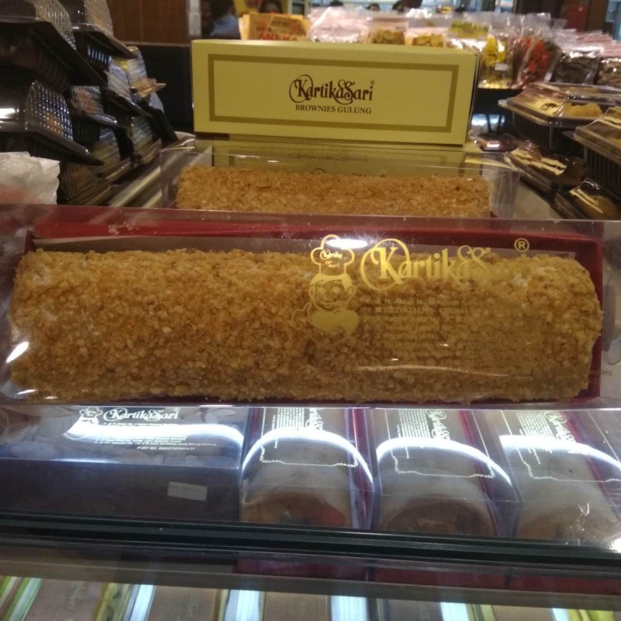 

BOLU GULUNG KACANG NOUGAT ROLL KARTIKA SARI BANDUNG