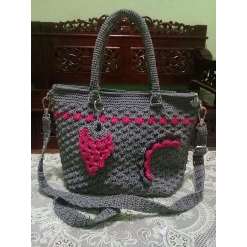 DRIZELLA BAG // TAS RAJUT WANITA // TAS RAJUT HITAM PINK // TAS SELEMPANG WANITA HITAM