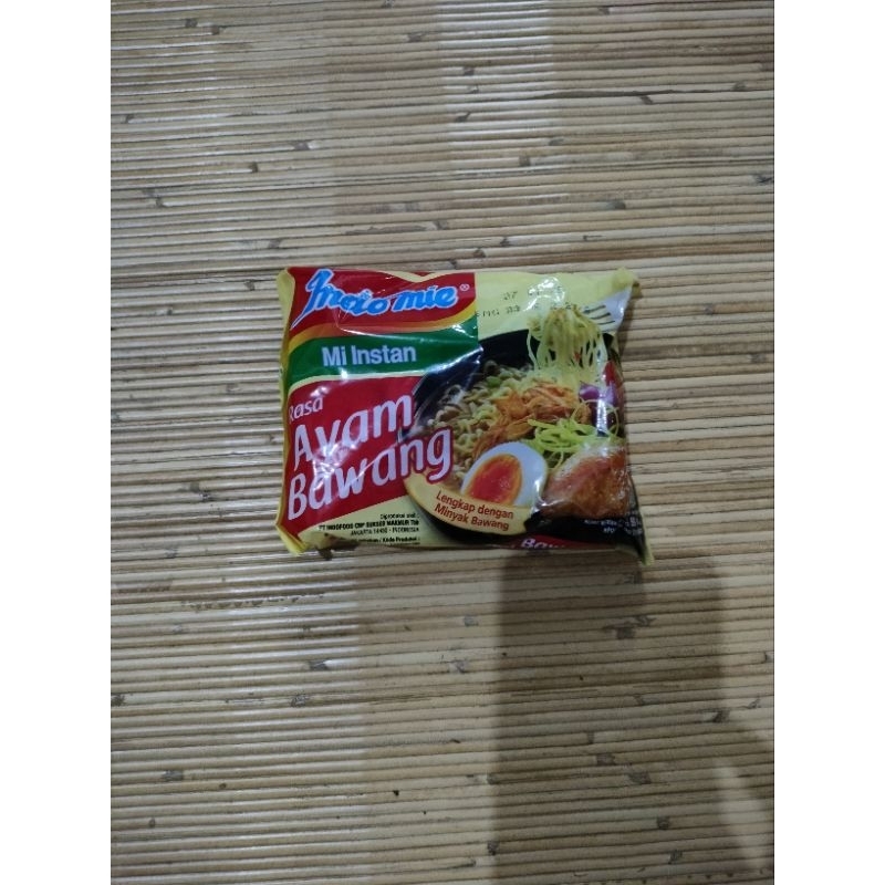 

Indomie kuah rasa ayam bawang | indomie kuah ayam bawang
