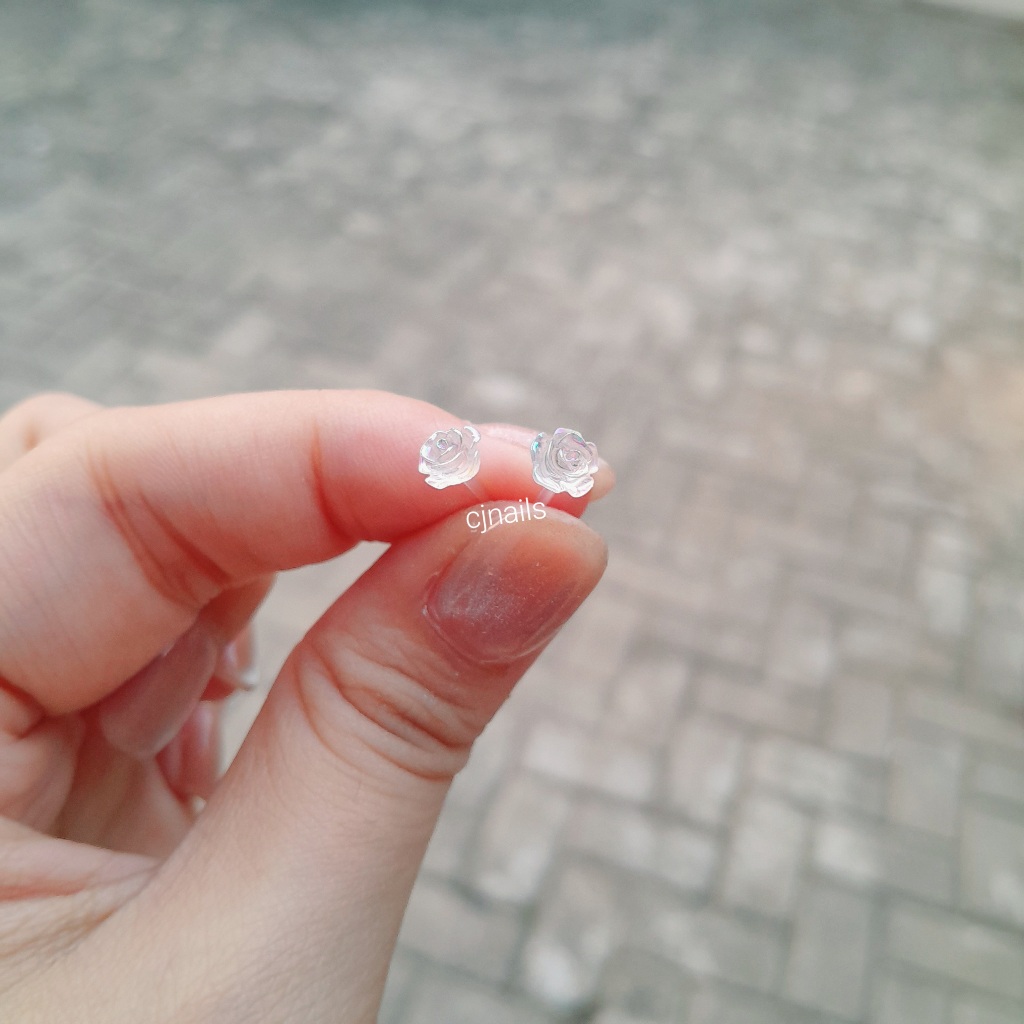 ANTING TUSUK PLASTIK TRANSPARANT ROSE / ANTING HYPOALLERGENIC MAWAR / ANTING ANTI ALERGI BUNGA MAWAR