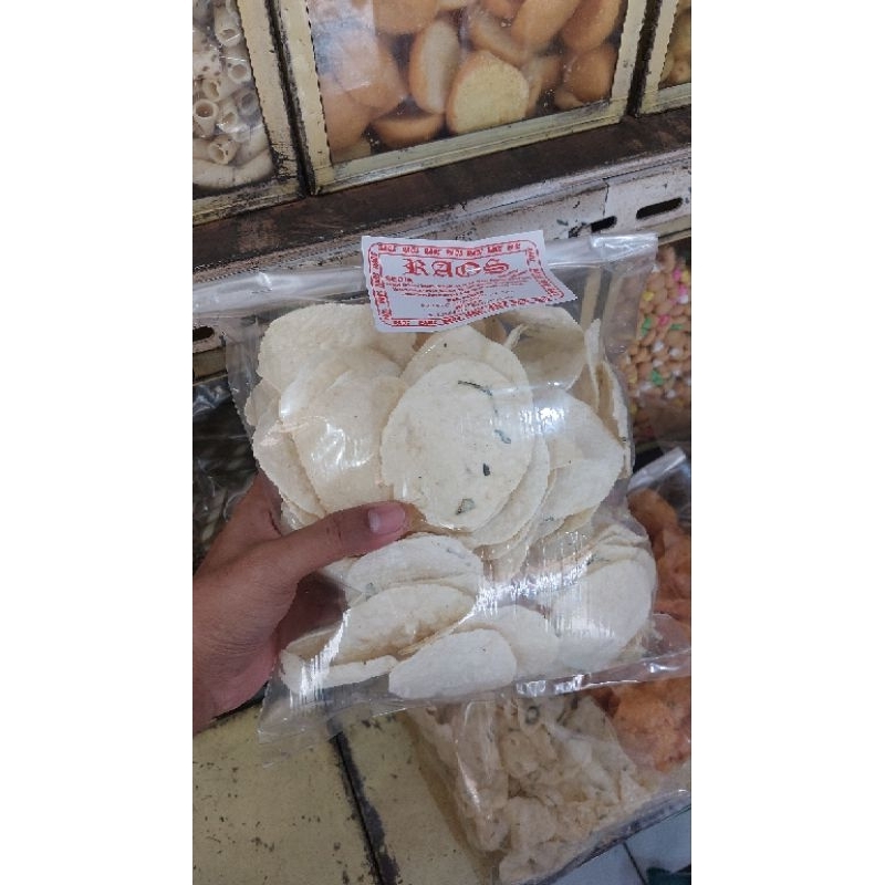 

Keripik opak singkong kucai 250 gram