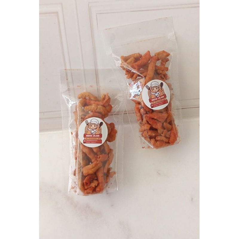 

Usus crispy PEDAS BALADO DAUN JERUK 70g