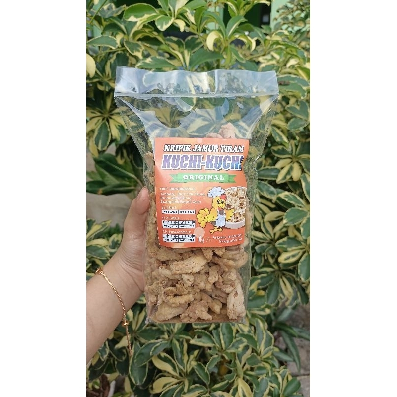 

KERIPIK JAMUR KRISPY KUCHI-KUCHI