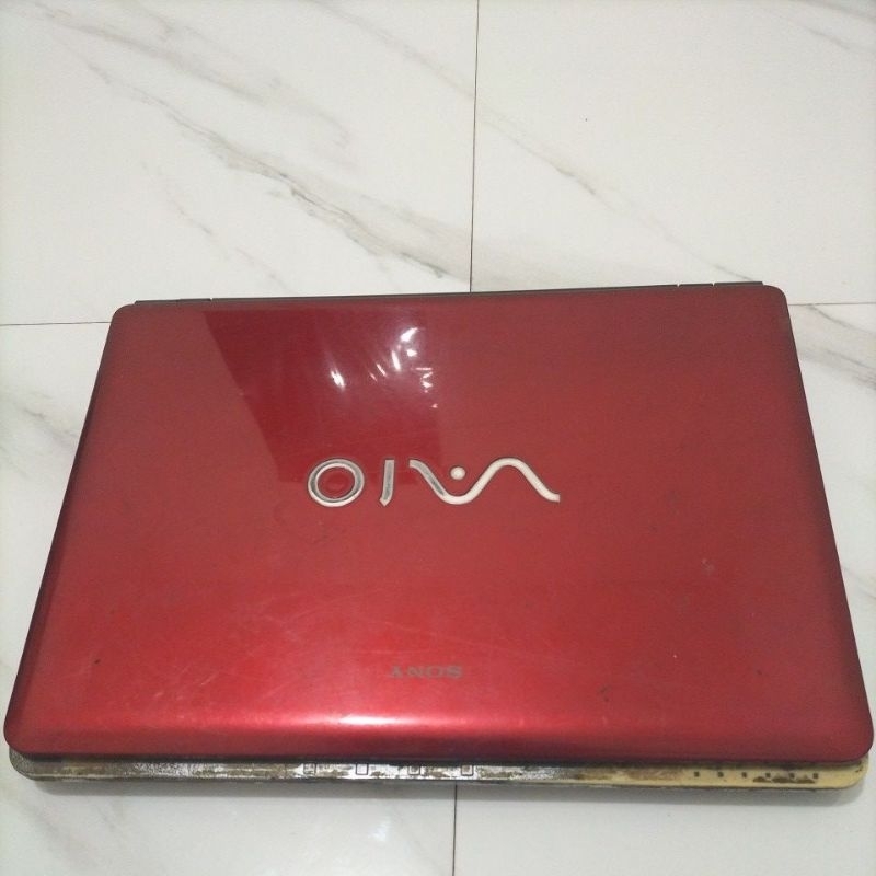 Laptop Sony Vaio PCG-5L2L Bekas