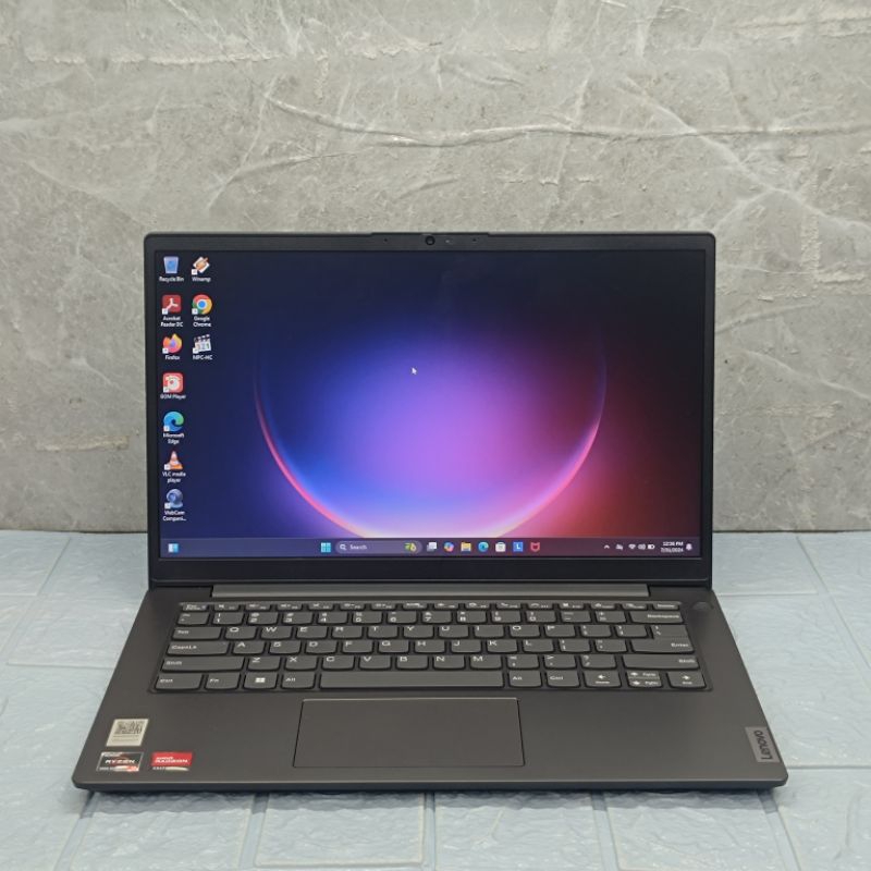 LAPTOP LENOVO V14 G2 ALC AMD RYZEN 3 5300U RAM 4 GB SSD 256 GB