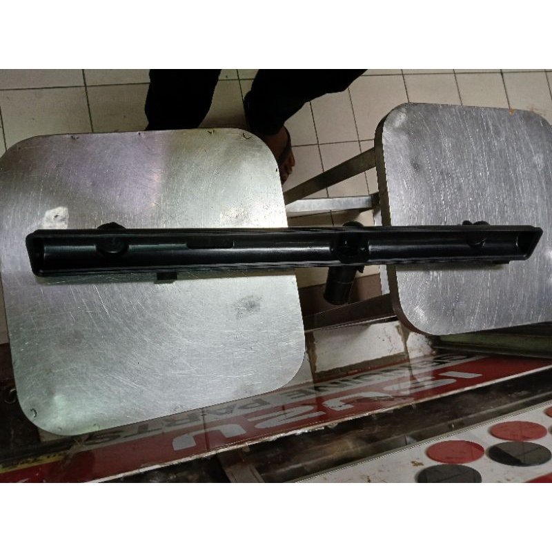 upper tank atas radiator daihatsu luxio grandmax manua old