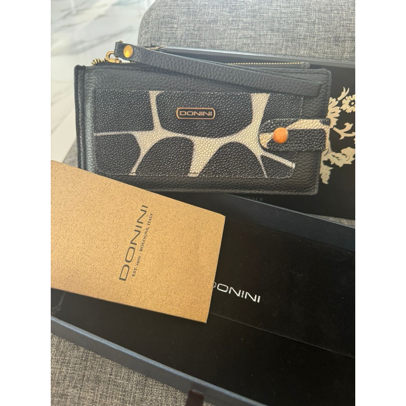 Dompet donini pari preloved / Dompet donini