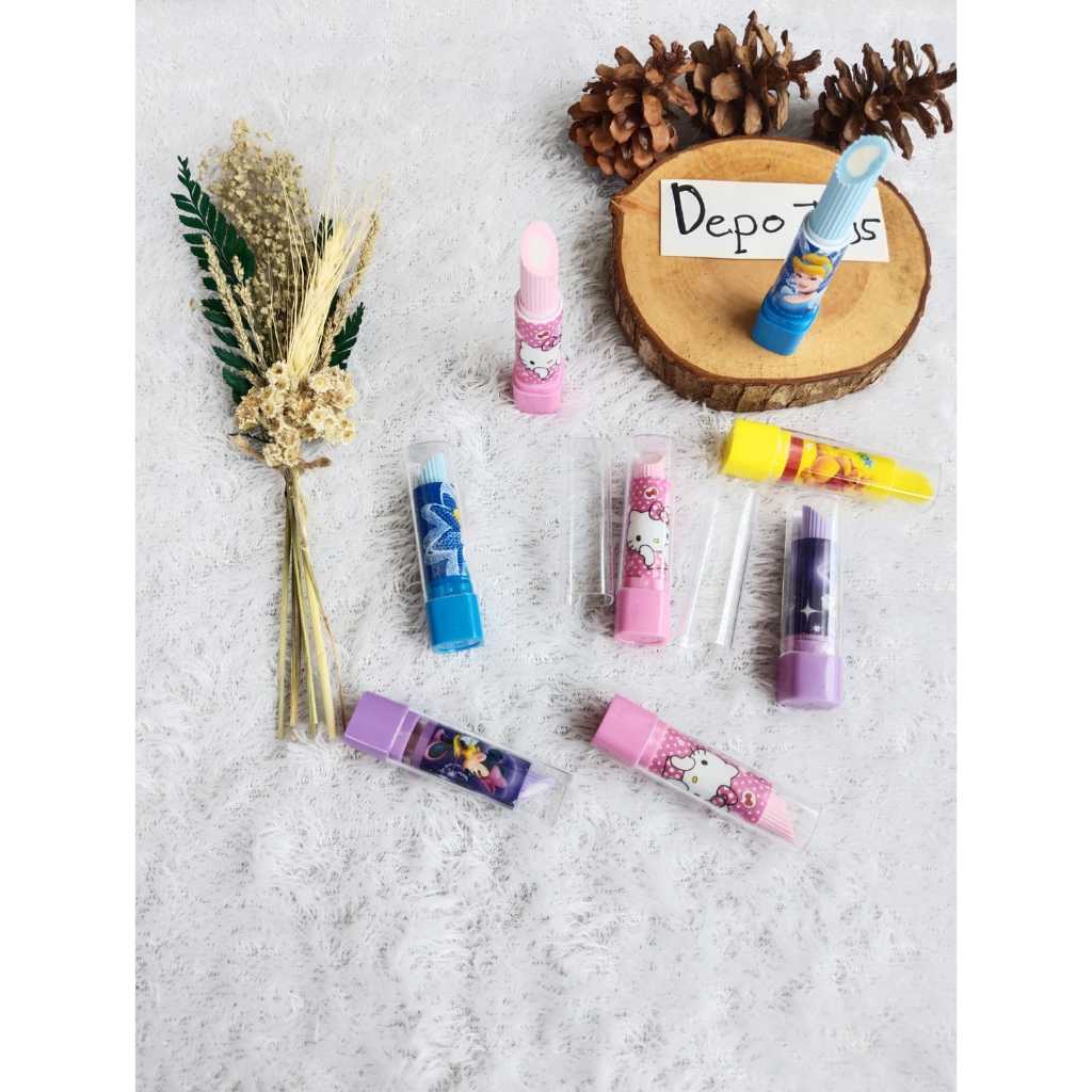 

Penghapus Lipstik dan Penghapus Susun