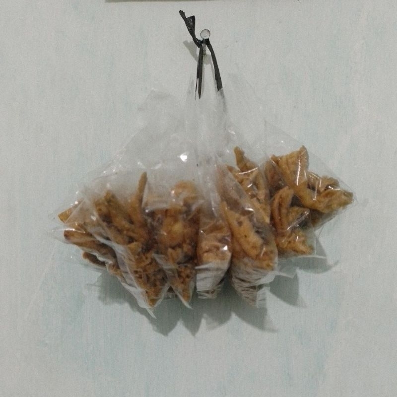 

Usus Krispy 1 Renteng Isi 10 pcs