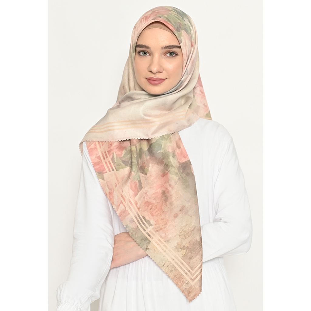 VIP COUTURE Nerhya Scarf