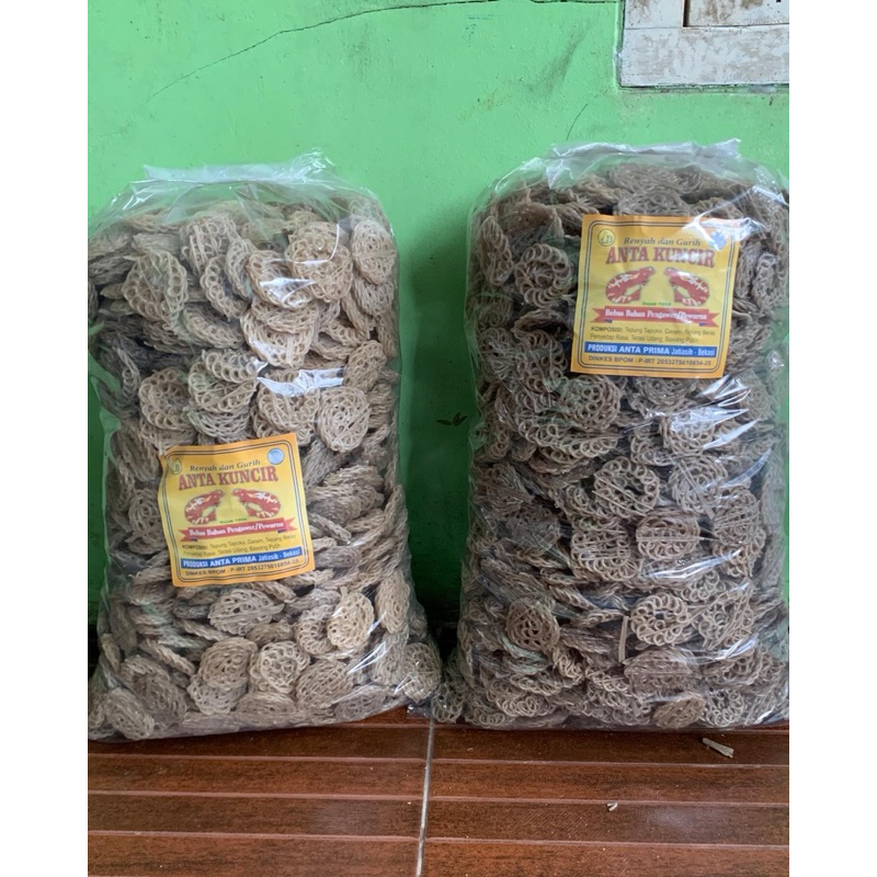 

KERUPUK MAWAR MENTAH 5 KILO/ 1 BAL