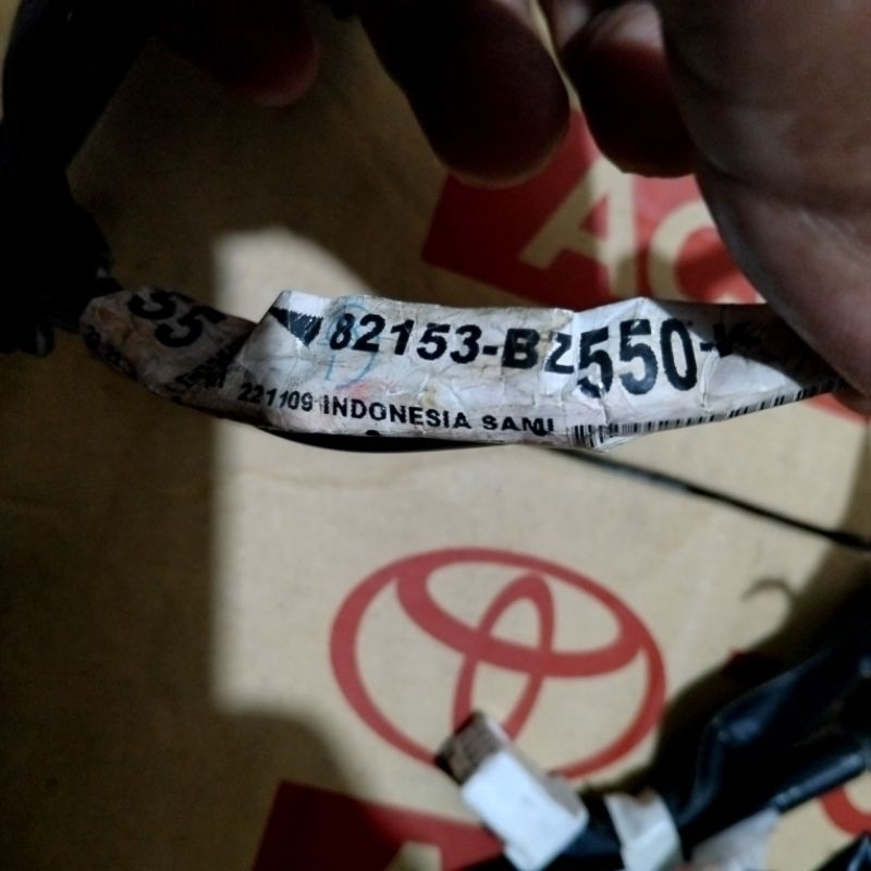 kabel pintu mobil 82153-bz550-k