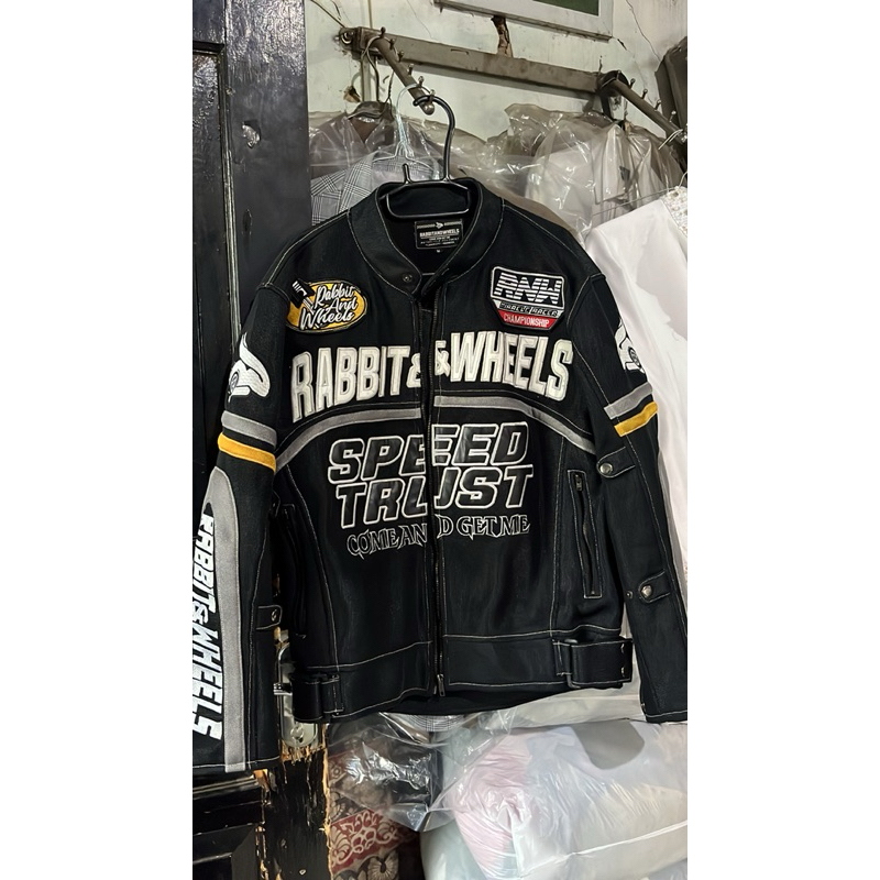 rabbit and wheels jaket