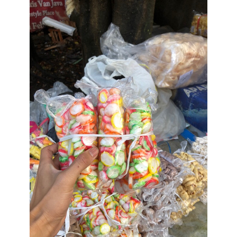 

KERUPUK LEGEND WARNA WARNI 10pcs