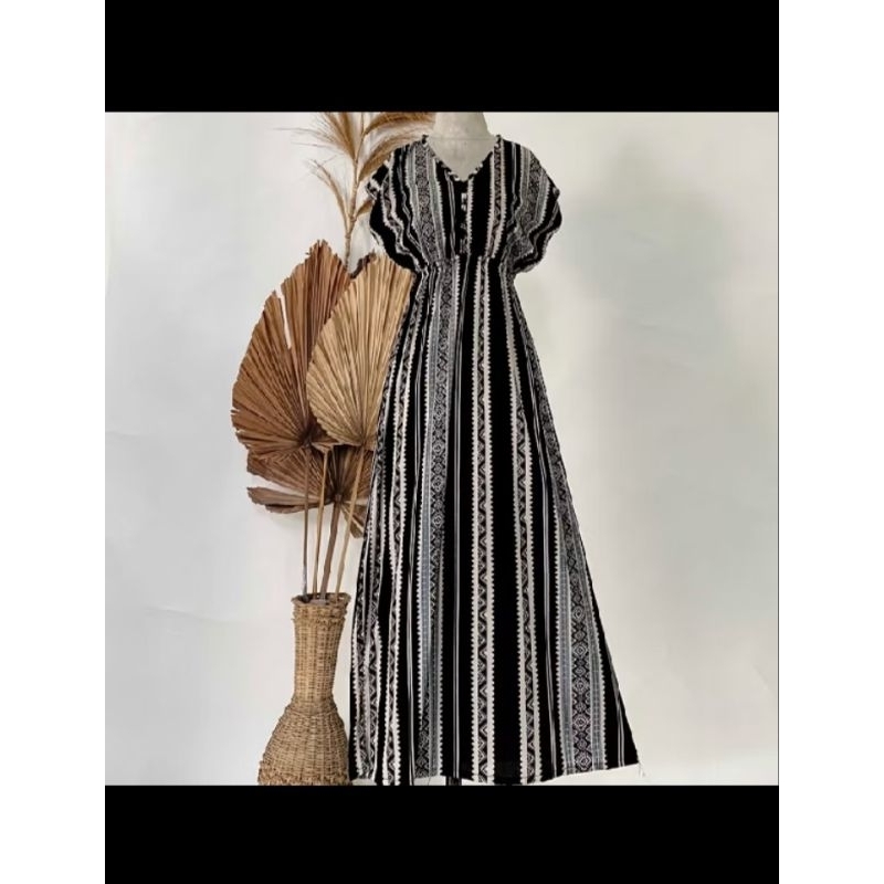 Dres Manohara Bali Panjang Omira