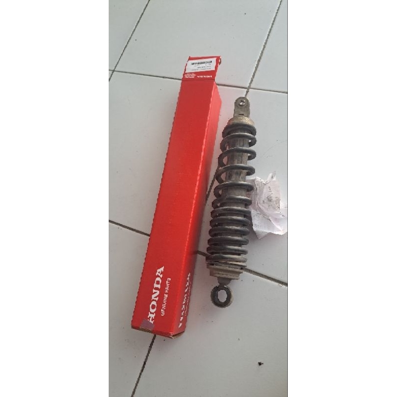 shock belakang honda beat ( Bekas )
