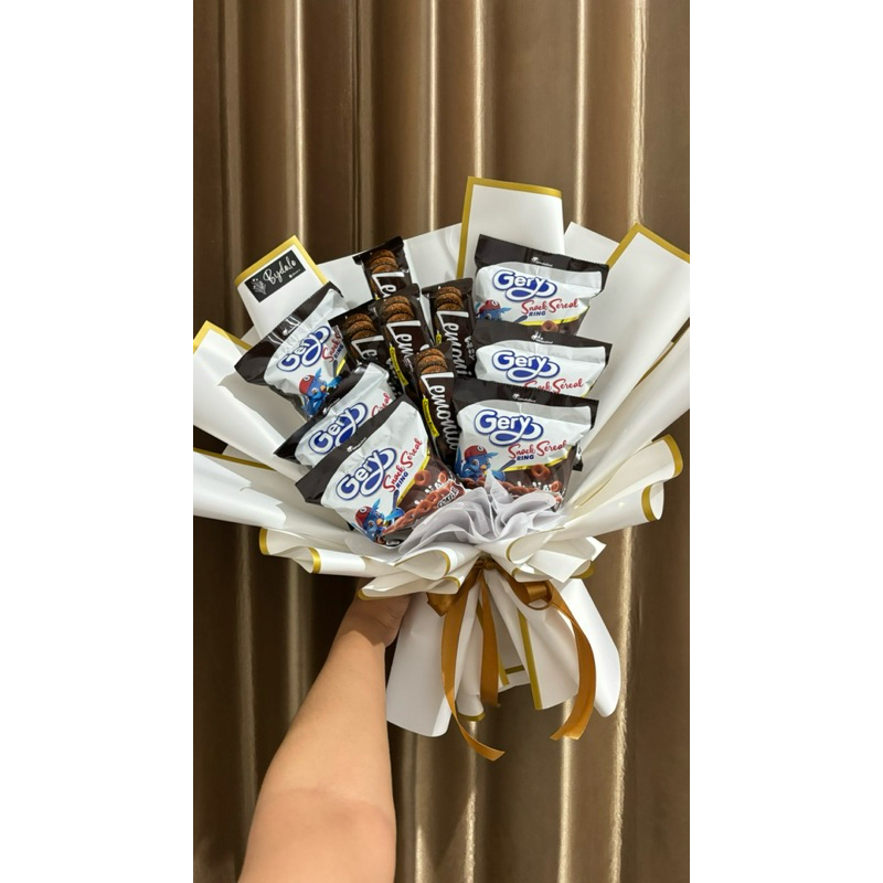

Buket snack black & white