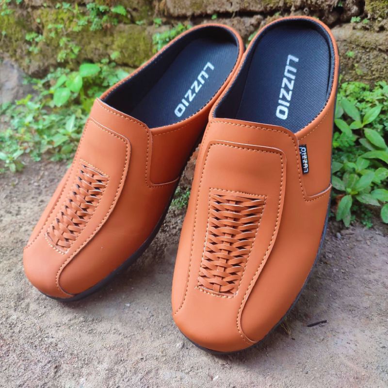 Bustong Slop Selop Sepatu Sandal Kulit Pria Slip On Kasual Sintetis Kerja Kantoran Formal Sol Karet