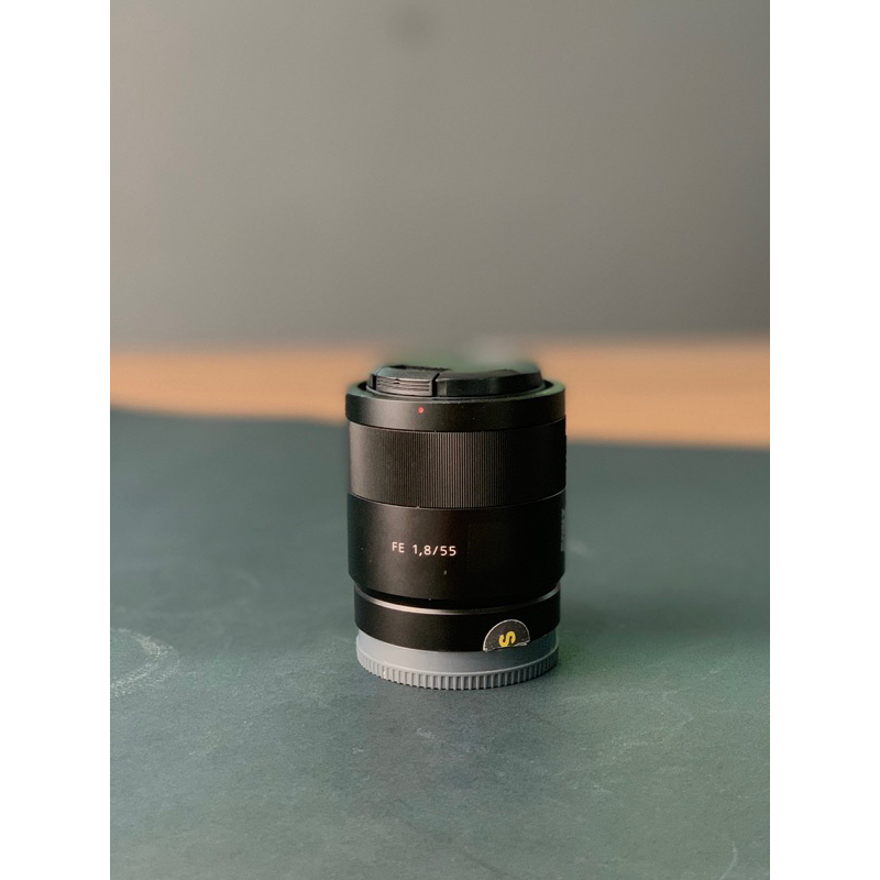 Lensa Fix Sony 55mm F1.8 ZEISS Sony zeiss lensa fix semarang
