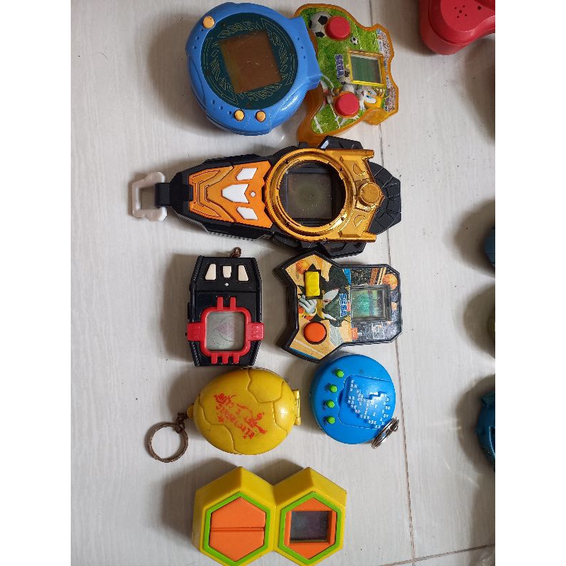 digivice tamagotchi d terminal sega happy meal satuan second preloved action figure mainan