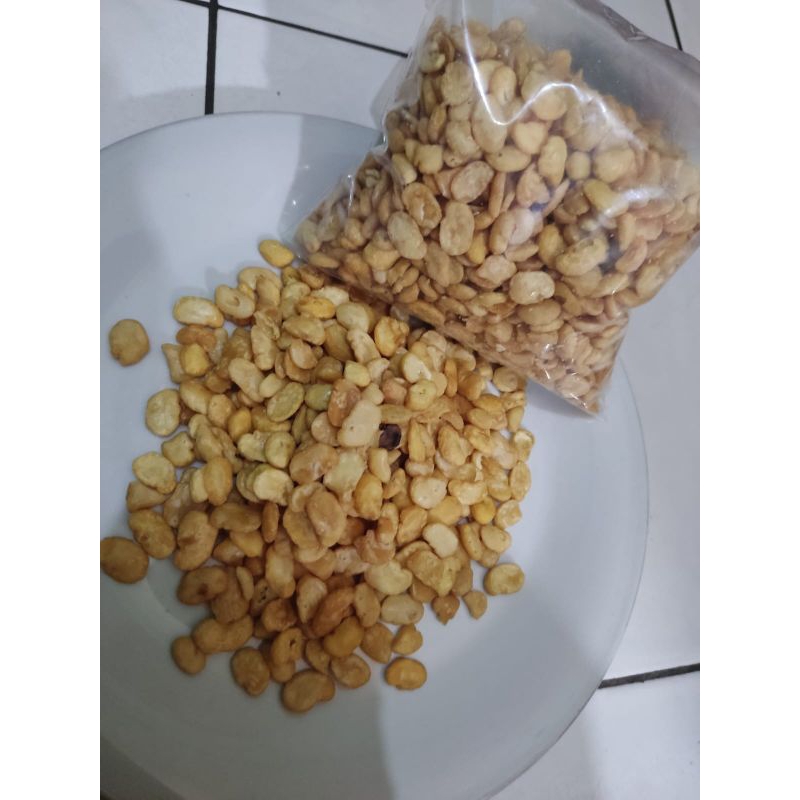 

kacang koro kulit kupas asin snack premium gurih