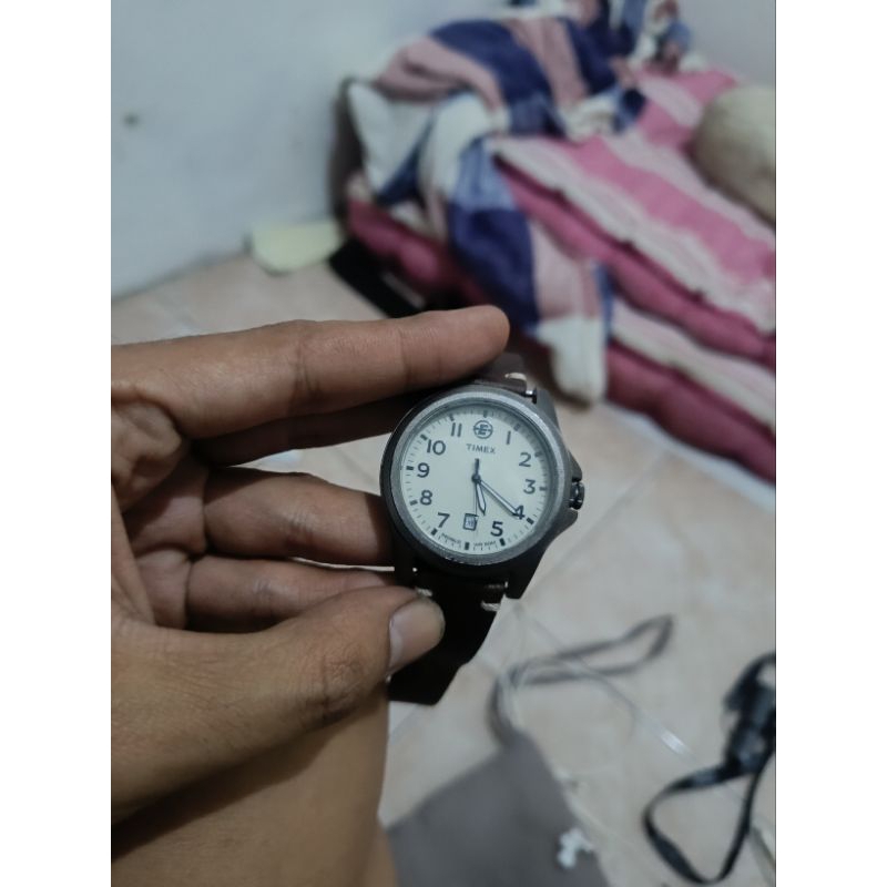 Timex Expedition second normal preloved