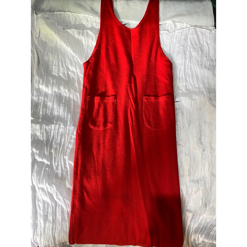jumpsuit merah