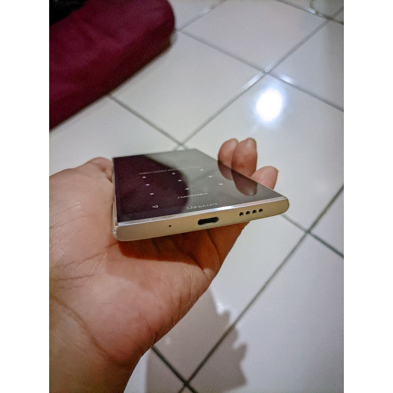 Kyocera Urbano Wifi ONLY (SINYAL KEBLOKIR)