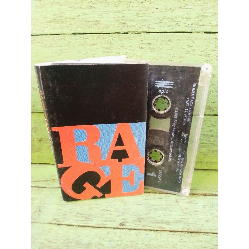 kaset RATM - (isi beda album)