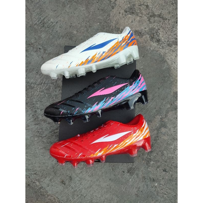 Sepatu Bola Lycan Flare FG