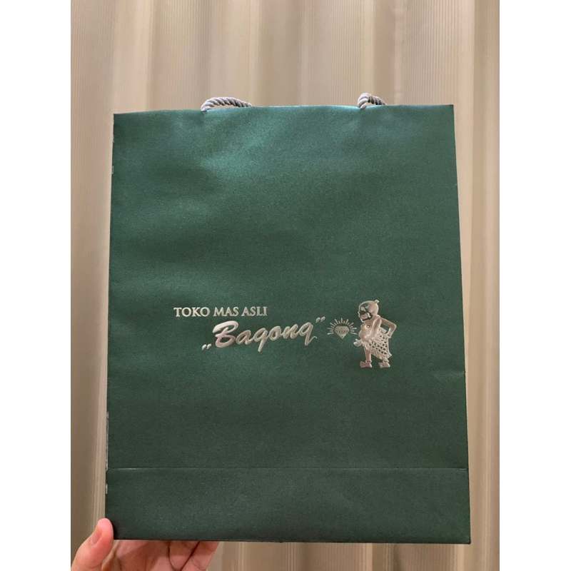 

PaperBag Amero/ toko emas Bagong
