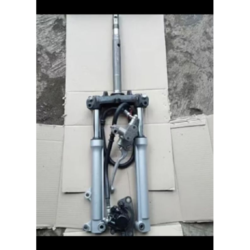SHOK DEPAN MIO SPORTY/MIO J/ MIO GT 1SET CAKRAM PENGEREMAN ORIGINAL (seken )