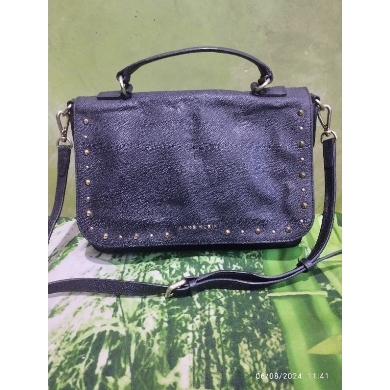 Anne Klein Sling kulas