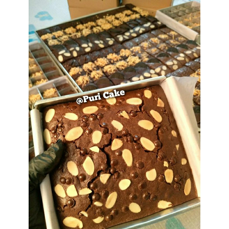 

Brownies fudgy 20x20 (Pre Order)