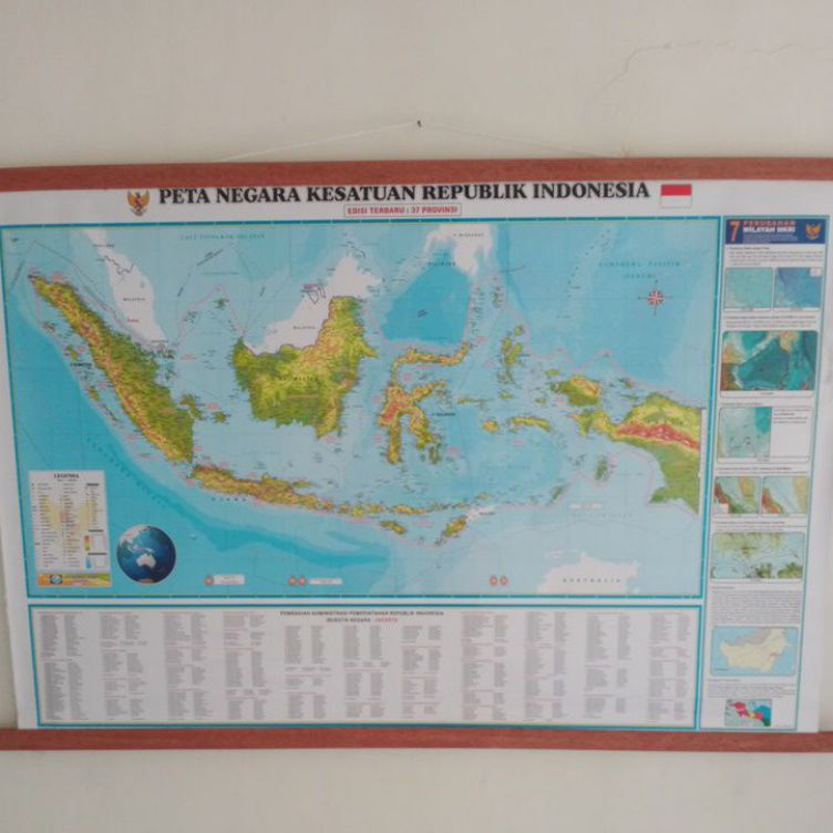 

KODE Y47D PROMO MURAH Peta Bingkai NKRI Indonesia Edisi Terbaru 38 Provinsi Tahun 223 Ukuran Kecil