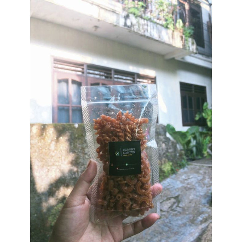 

Maring (makaroni garing)