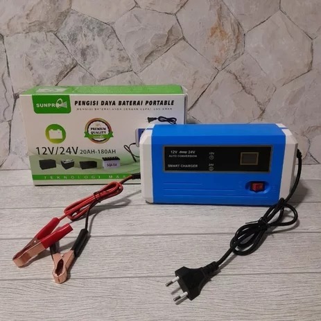 Mesin pengisian baterai yang sepenuhnya cerdas untuk perbaikan mobil dan sepeda motor Pengisi Daya A