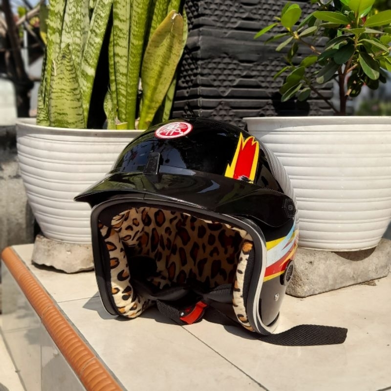Helm yamaha | helm jadul | helm vintage | helm lawas | helm