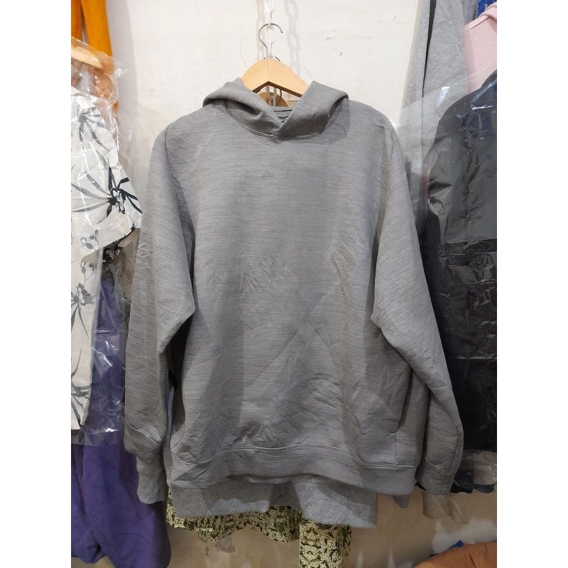 UNIQLO DRY SCUBA HOODIE