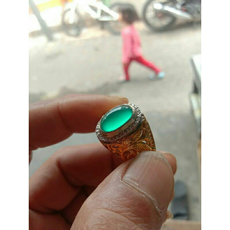 Batu Bacan Doko giwang perak