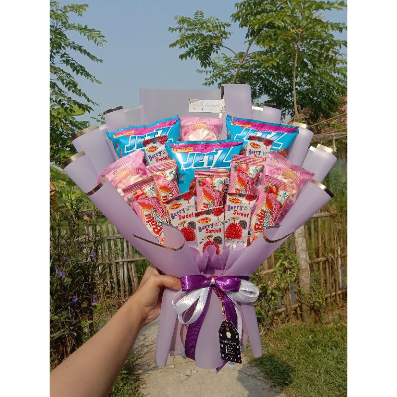 

buket Snack full Snack/hadiah spesial
