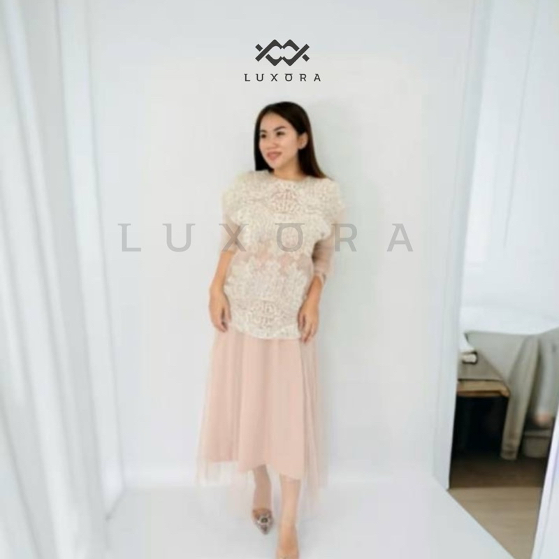 Sewa Dress / Rent Penara Top by Sapto Djojokartiko