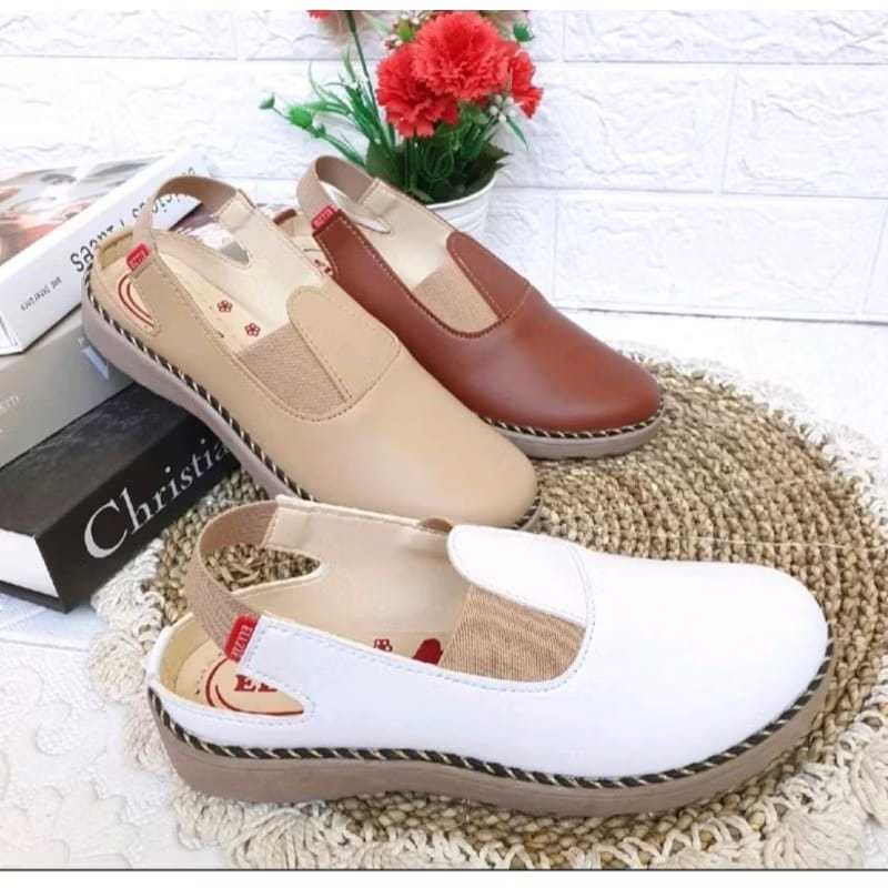 Sepatu Kickers Wedges Wanita Sol Datar Ringan Anti Slip. Sepatu Flat Wanita Tali Elastis Karet