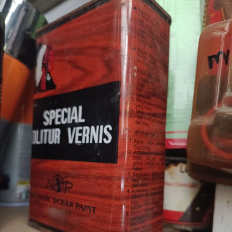 Plitur dayak 1 liter warna warna. plitur kayu