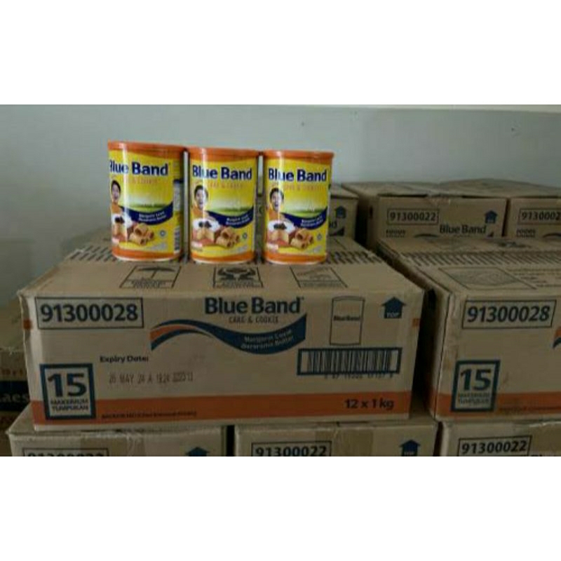 

Blue Band Cake & Cookies 1kg 1 dus isi (12)