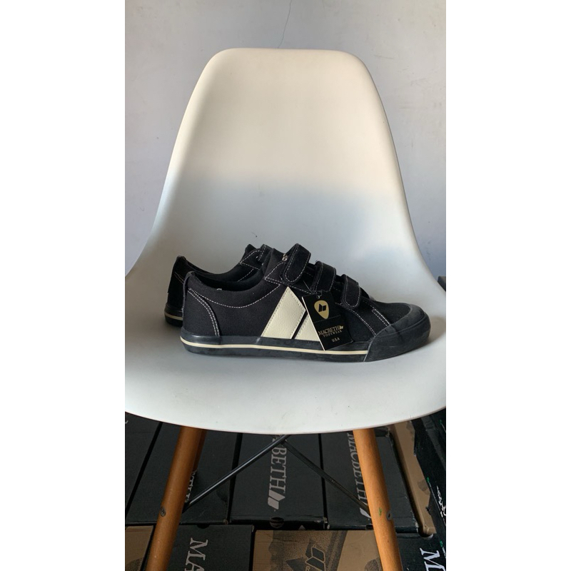 macbeth Elliot velcro second