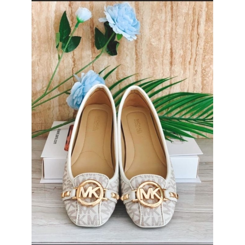 sepatu mk fulton sign vanilla