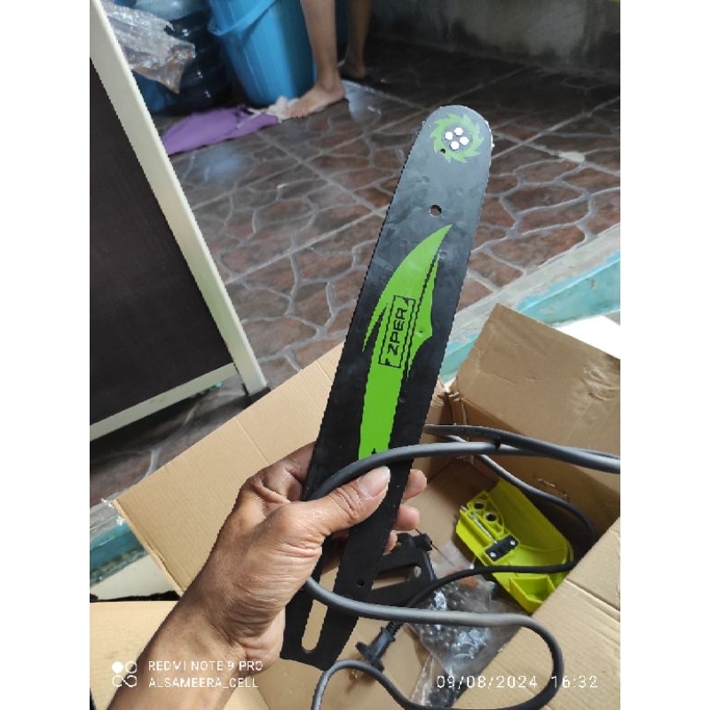 chainsaw 12" listrik like new