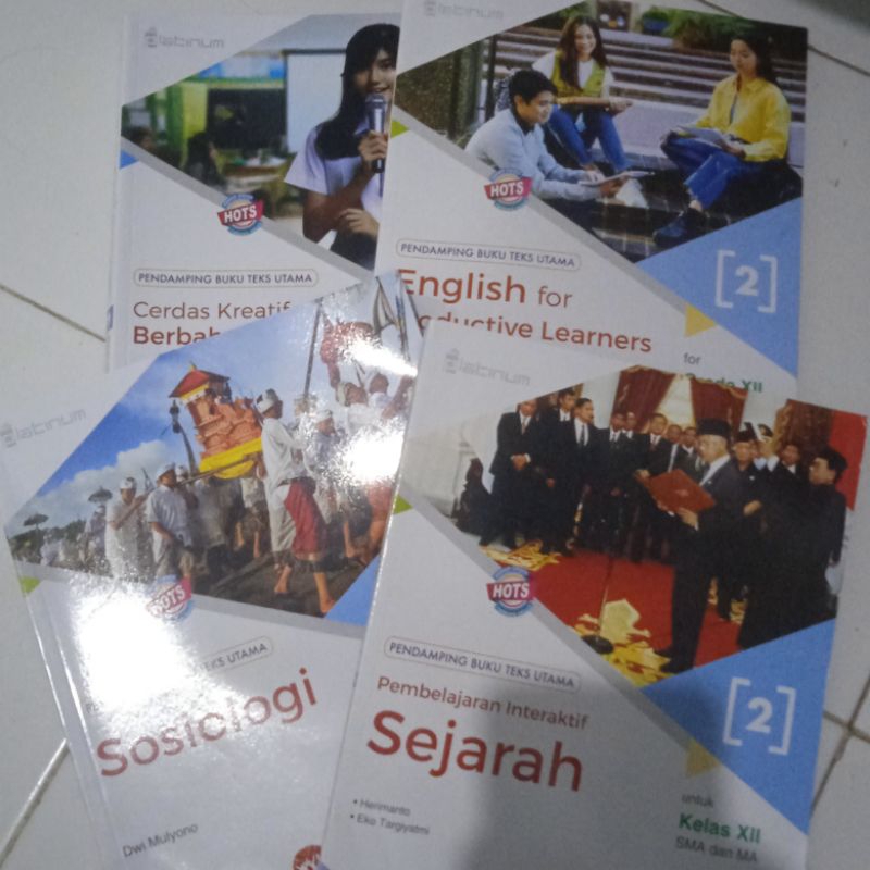 

PLATINUM BUKU PAKET KELAS 12 KURIKULUM MERDEKA [Bahasa Indonesia, Bahasa Inggris, Sejarah, Sosiologi]