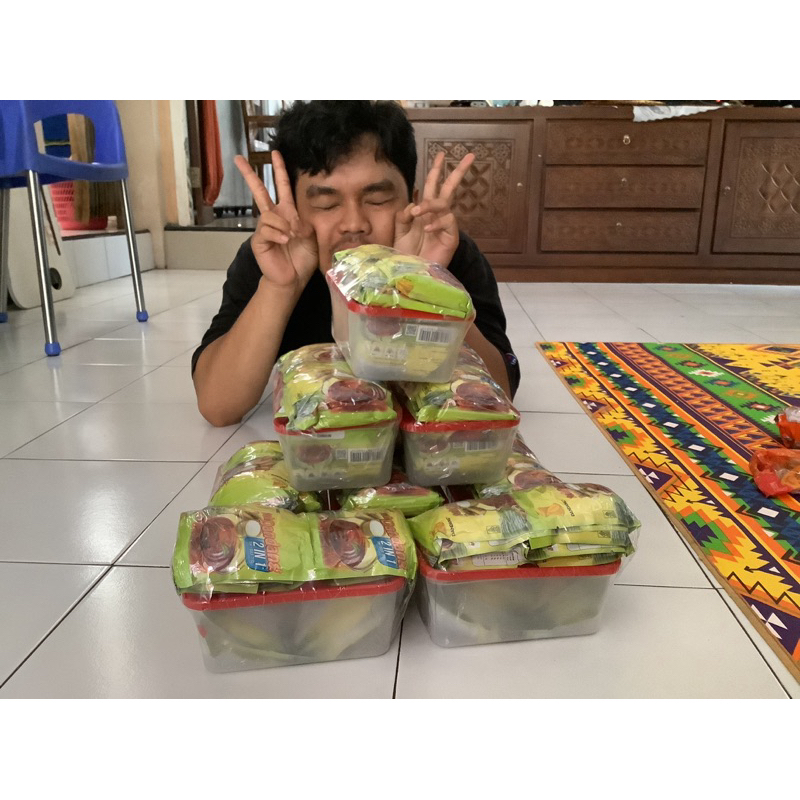 

Teh Dandang 2 in 1 Teh + Gula Tebu 2 Renceng 20 Sachet Free Lunch box